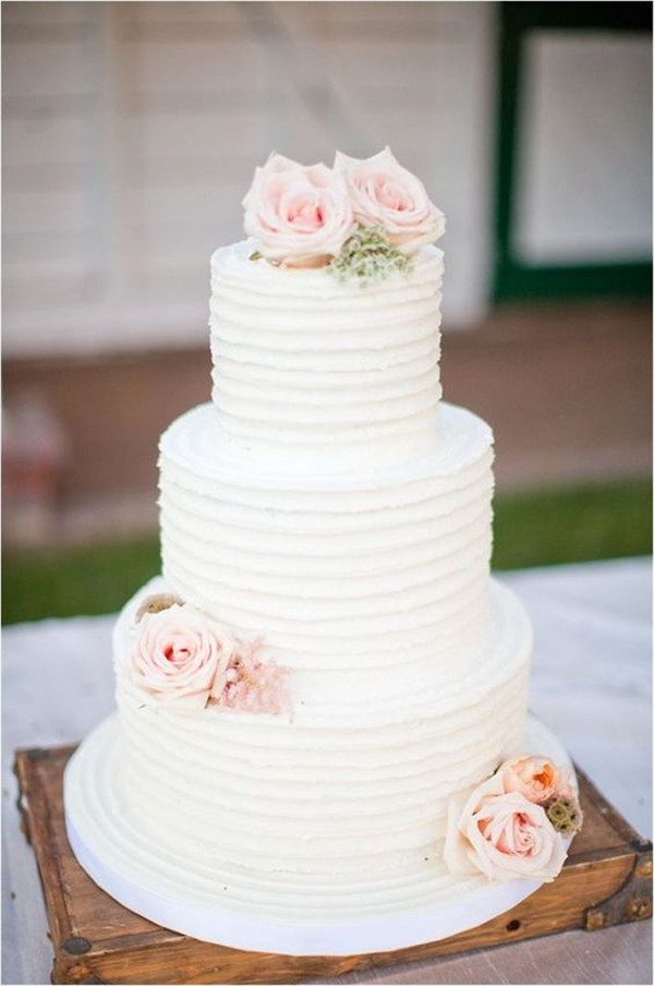 Simple 3 Tier Wedding Cakes
 40 Elegant and Simple White Wedding Cakes Ideas Page 3