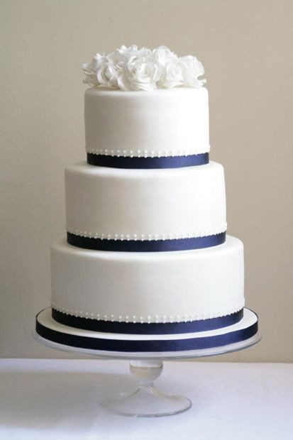 Simple 3 Tiered Wedding Cakes
 25 best ideas about 3 Tier Wedding Cakes on Pinterest