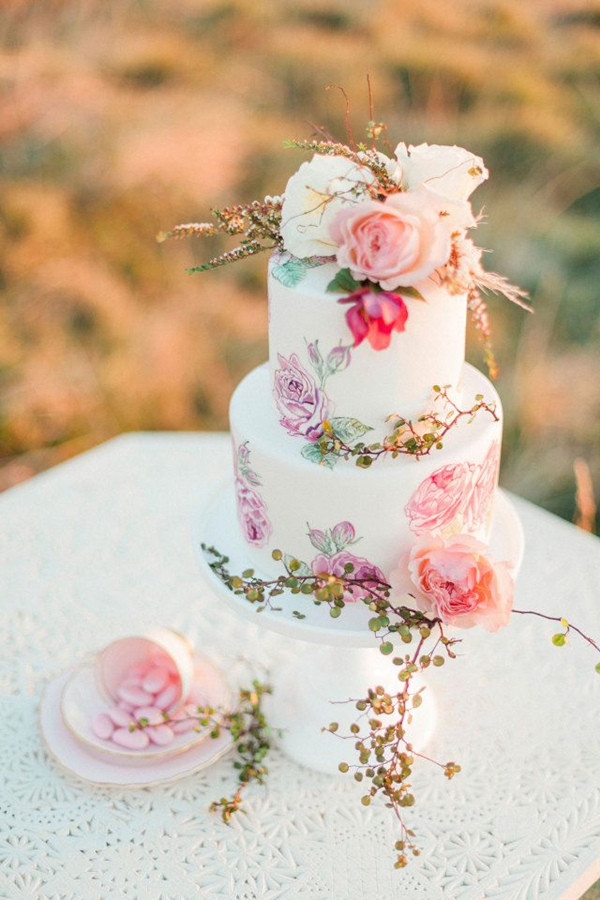 Simple Elegant Wedding Cakes
 27 Eye popping Painted Wedding Cakes For 2016