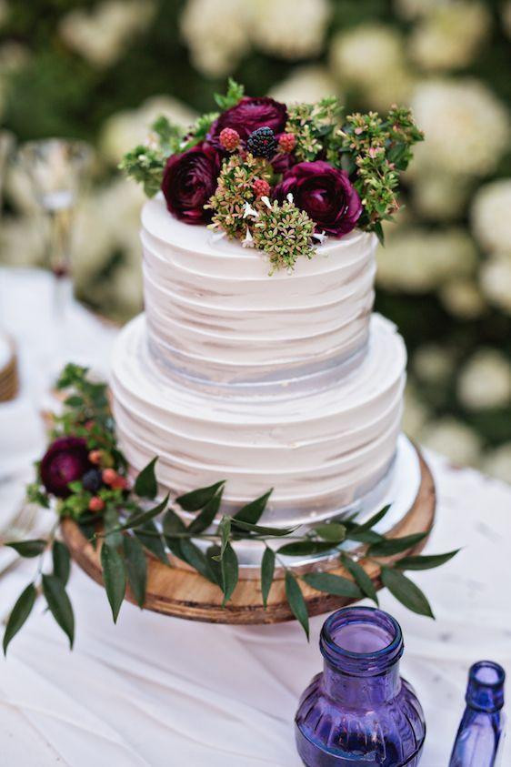 Simple Fall Wedding Cakes
 Gorgeous Fall Wedding Cakes We re Drooling Over Southern