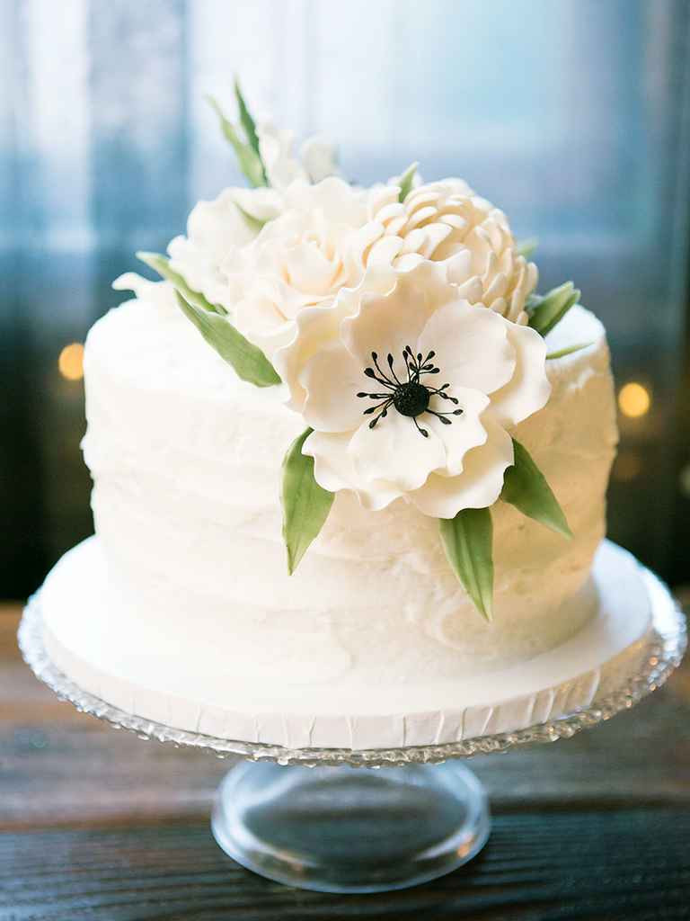 Simple One Tier Wedding Cakes
 Single Tier Wedding Cakes