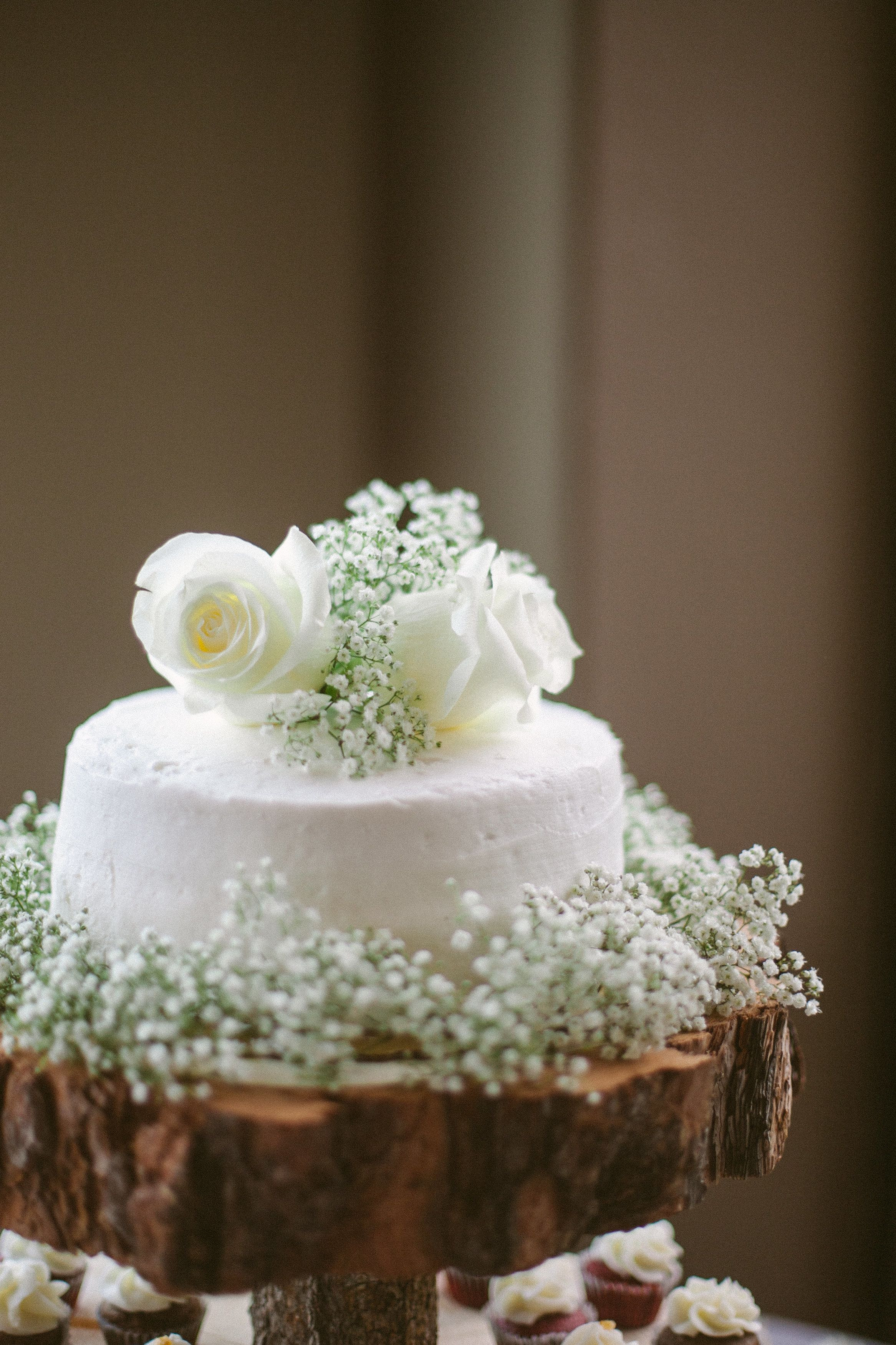 Simple One Tier Wedding Cakes
 e Tier White Buttercream Wedding Cake