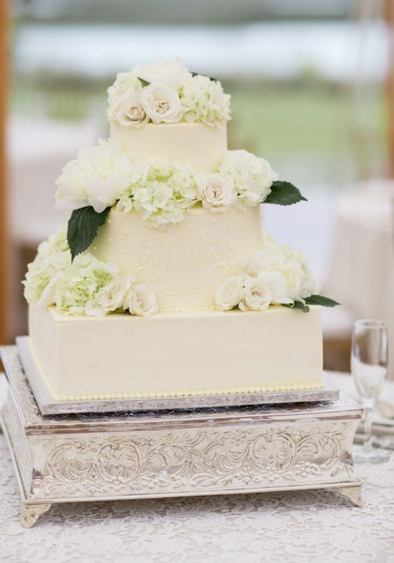 Simple Square Wedding Cakes
 Best 25 Square shaped wedding cakes ideas on Pinterest