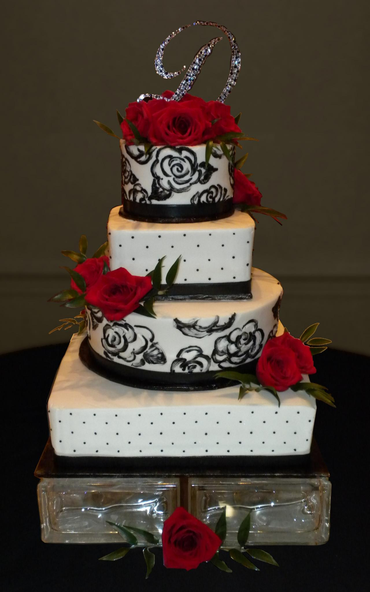 Simple Square Wedding Cakes
 Simple Square Wedding Cakes