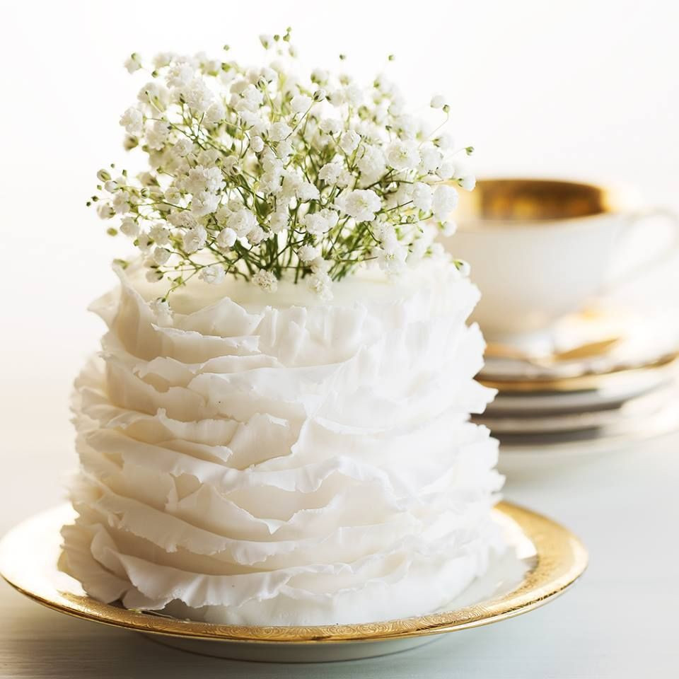 Simple Wedding Cakes For Small Wedding
 Small Simple Wedding Cake
