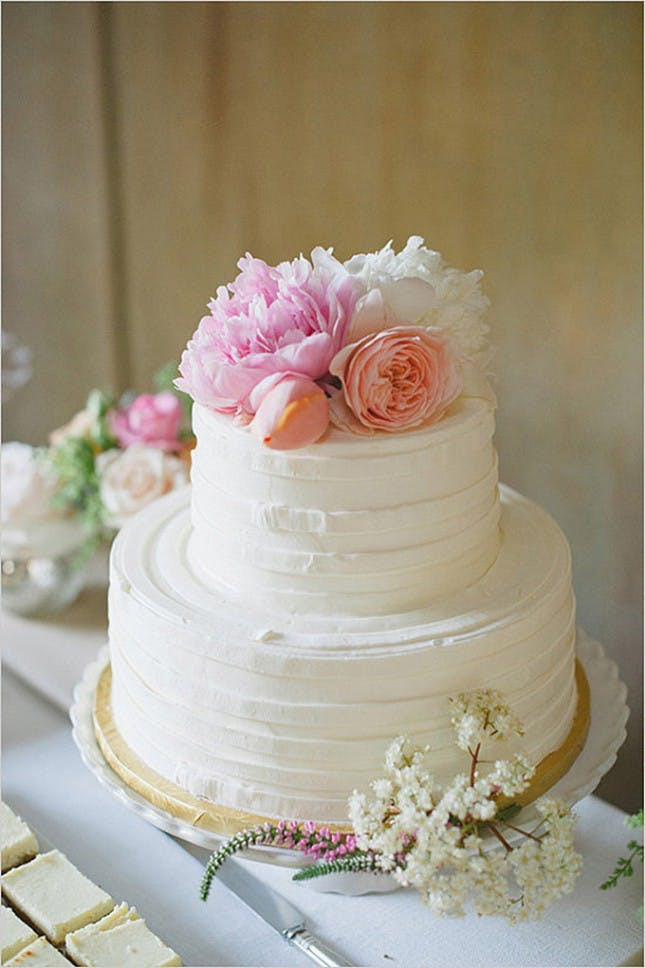 Simple Wedding Cakes With Flowers
 23 Wedding Cakes Decorated With Flowers