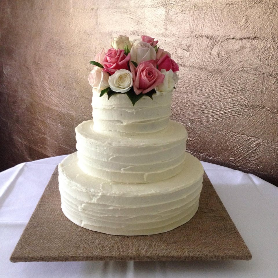 Simple Wedding Cakes With Flowers
 Luxury Wedding Cake Flowers Simple 52 For Your Wedding