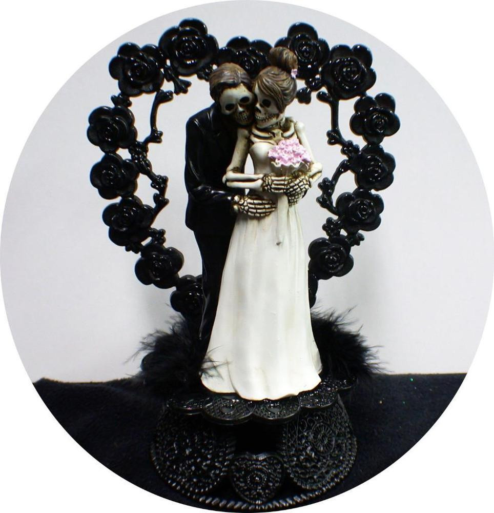 Skeleton Wedding Cakes
 Day of the DEAD Halloween Wedding Cake Topper Funny
