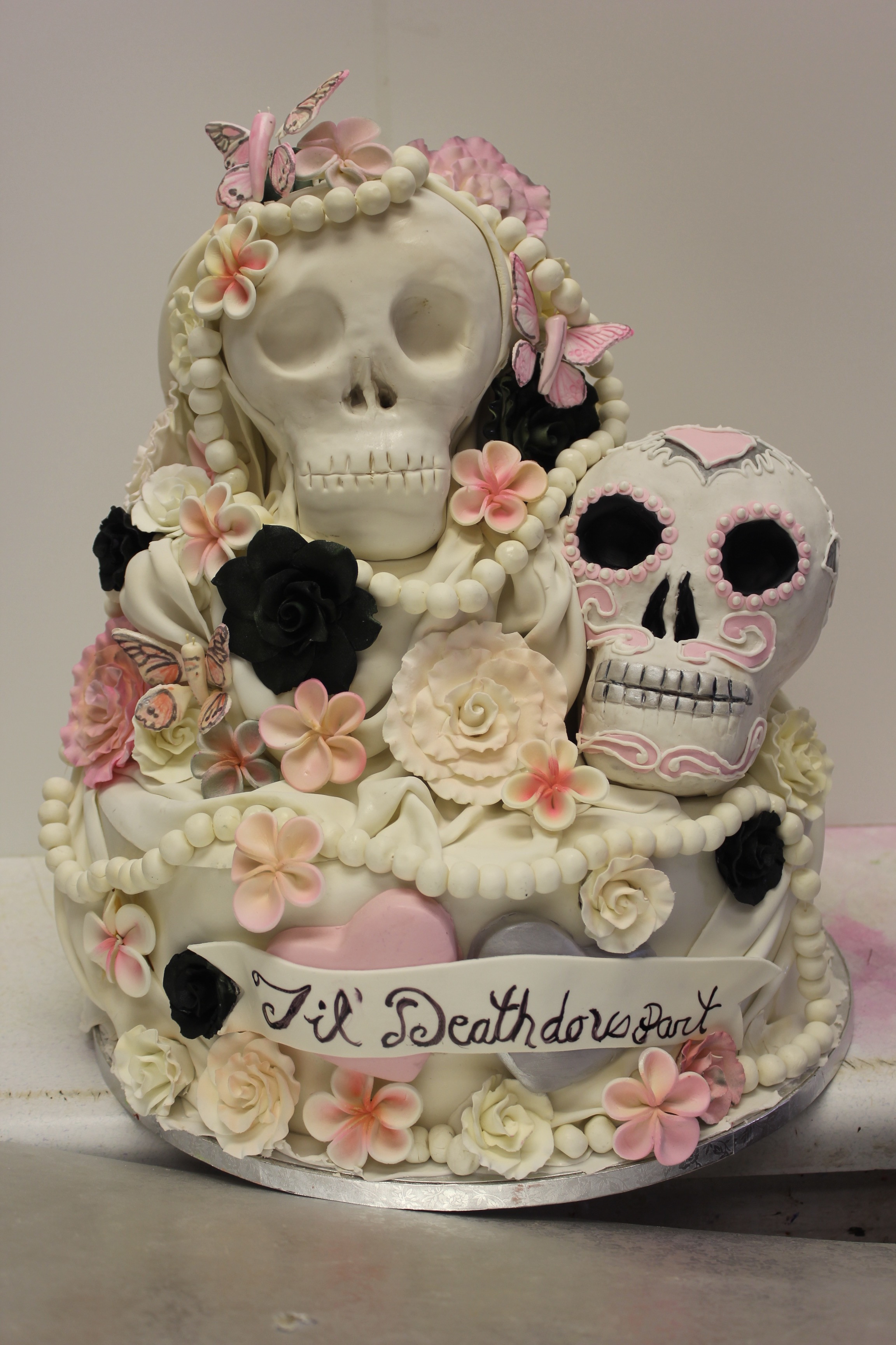 Skull Wedding Cakes
 Sugar skull Wedding Cake