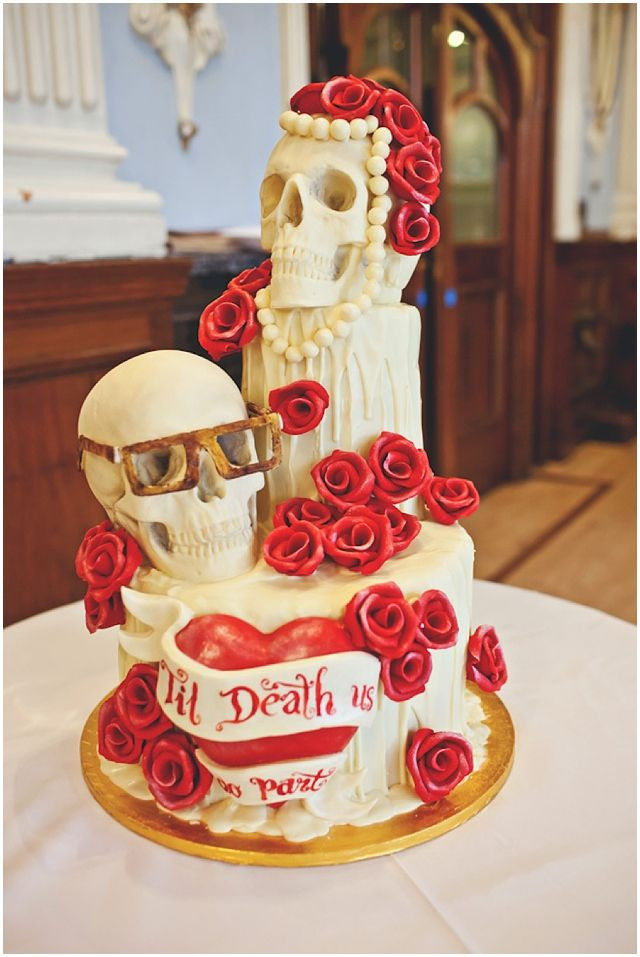 Skull Wedding Cakes
 54 best images about Wedding Cakes on Pinterest