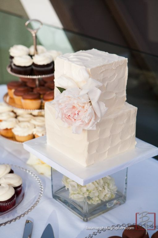 Small Square Wedding Cakes
 PASTELES DE BODA MAS INFLUYENTES DEL 2015 – LUZ ANGELA