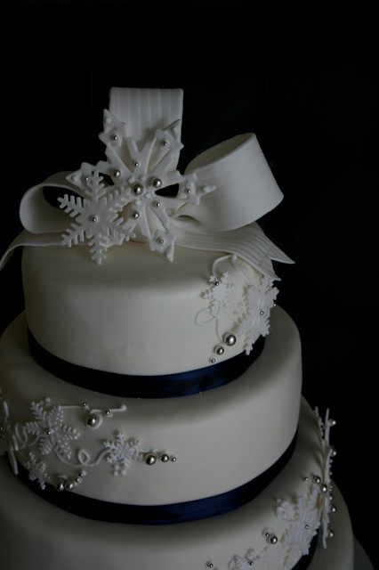 Snow Flake Wedding Cakes
 Cakes by Jyl Snowflake Wedding Cake & Snowflake Cupcakes