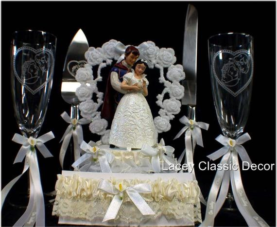 Snow White Wedding Cake Toppers
 Disney SNOW WHITE Wedding Cake Topper lot Glasses Knife