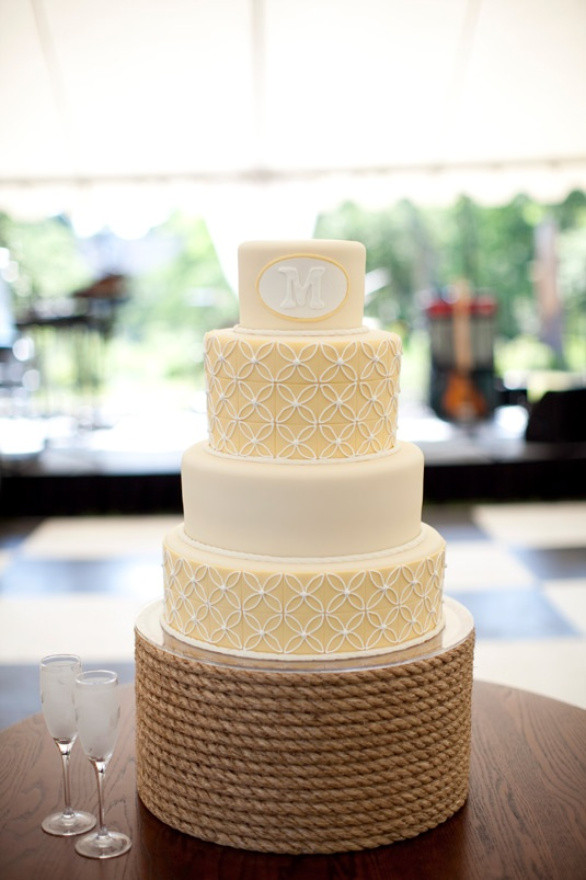 Southern Wedding Cakes
 Southern Weddings Cakes — A Lowcountry Wedding Blog