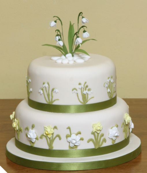 Spring Wedding Cakes
 7 Tips To Help You Plan Your Spring Wedding