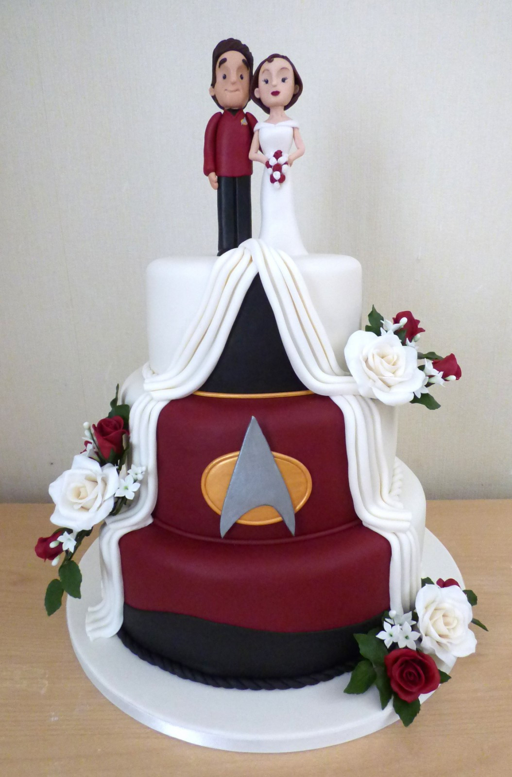 Star Trek Wedding Cakes
 3 Tier Star Trek Themed Wedding Cake Susie s Cakes