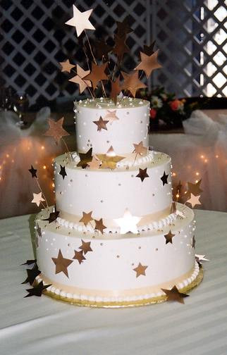 Star Wedding Cakes
 Hoa s blog THIS COUPLE TOOK A STAR THEME FOR THEIR