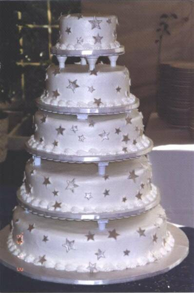 Star Wedding Cakes
 Cakes by Marie – Strawberry Lane Farm