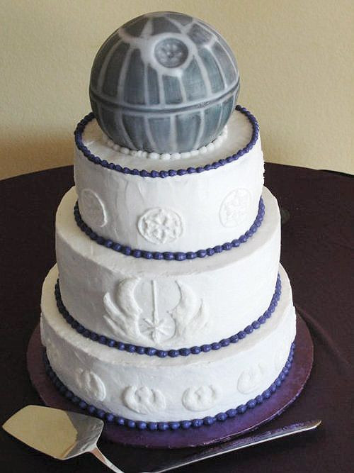 Star Wedding Cakes
 15 Unique Star Wars Wedding Cake Ideas The I Do Moment