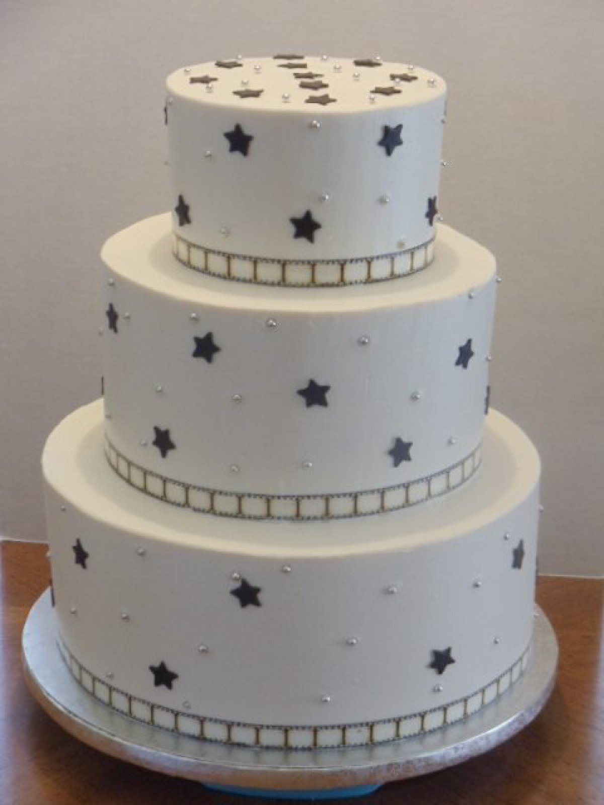 Star Wedding Cakes
 Star wedding cake idea in 2017