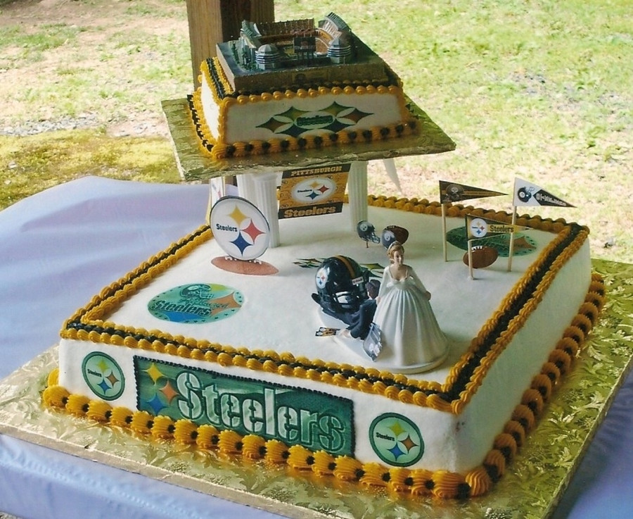 Steeler Wedding Cakes
 Pittsburgh Steelers Wedding Cake CakeCentral