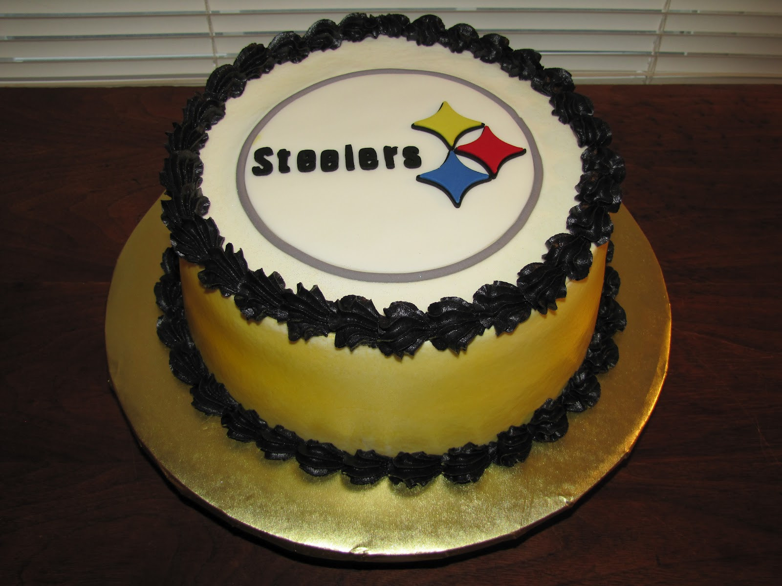 Steelers Wedding Cakes
 Steelers Wedding Cake Ideas and Designs