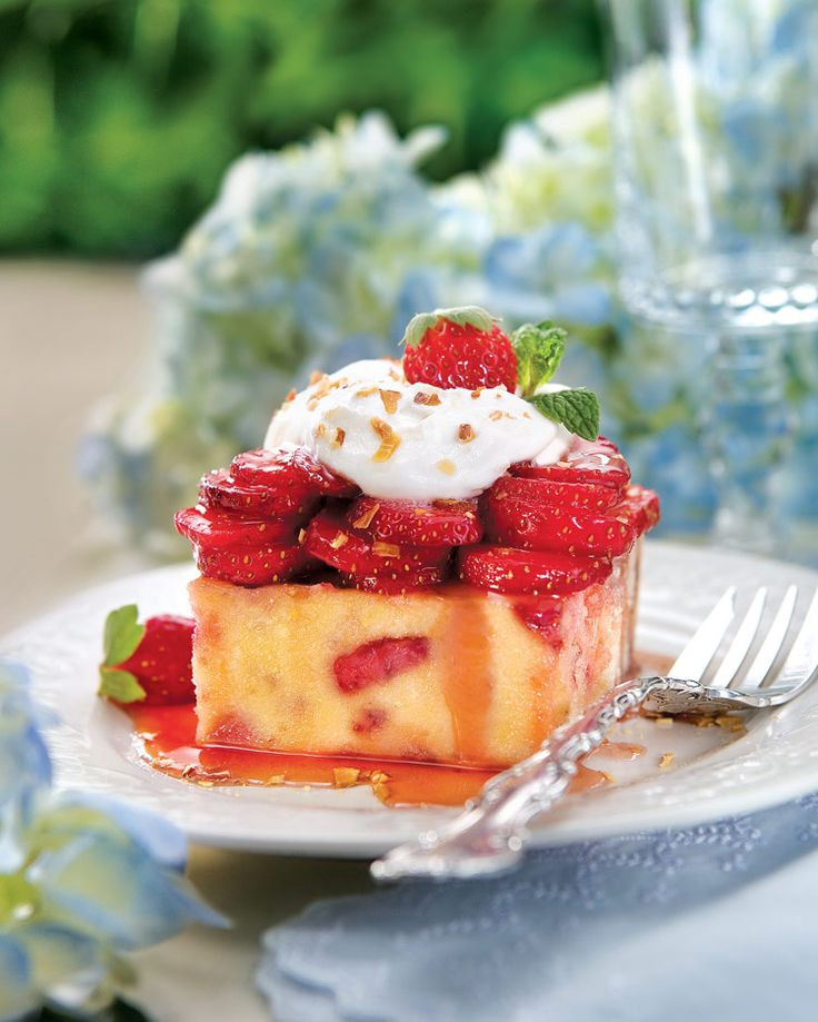 Strawberry Easter Desserts
 Best 25 Strawberry shortcake trifle ideas on Pinterest