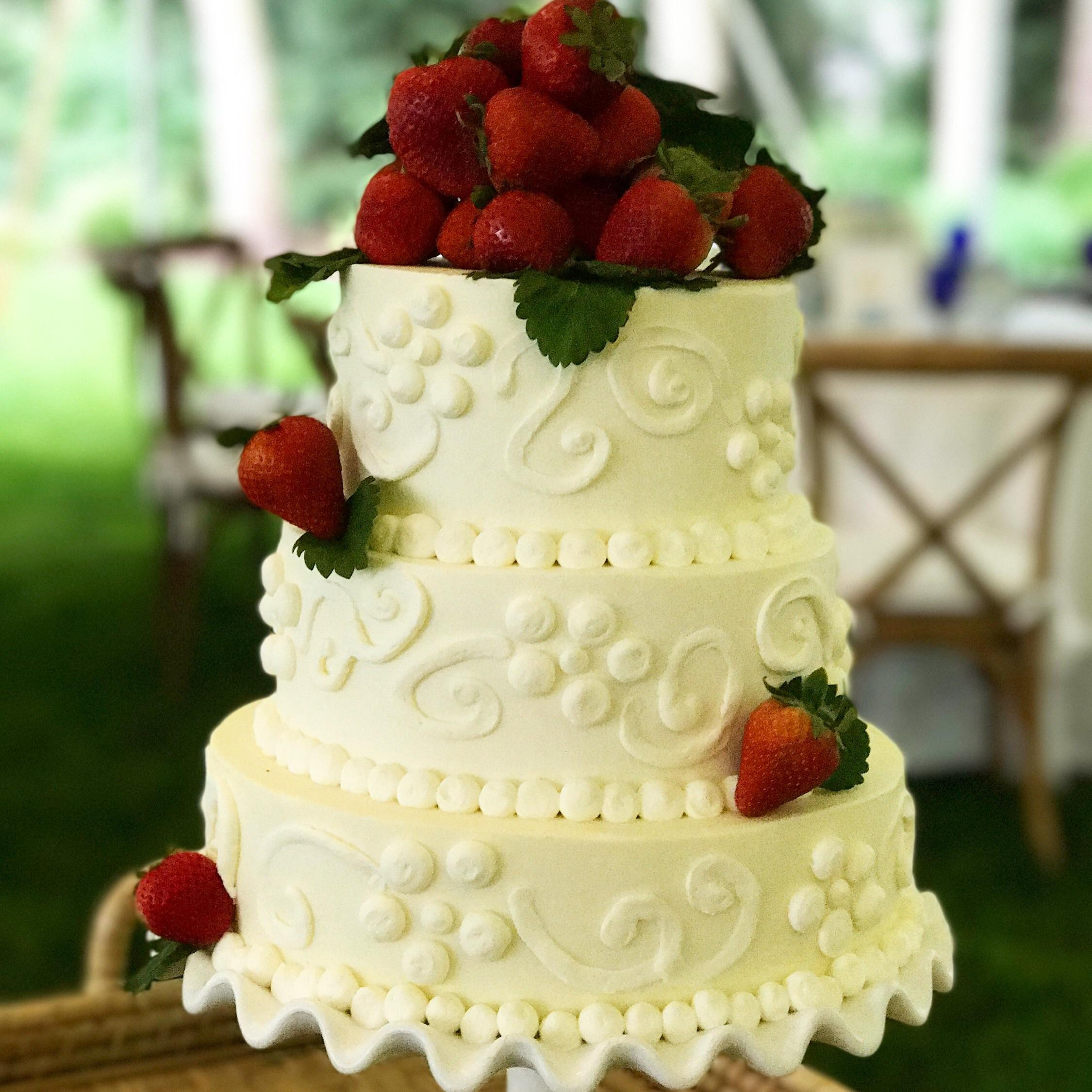 Strawberry Shortcake Wedding Cake
 Strawberry Shortcake Wedding Cake CAKEWIN