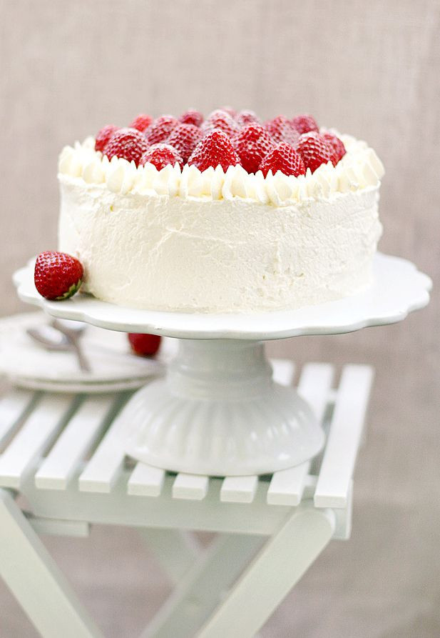 Strawberry Wedding Cake Recipes
 40 best images about Brooke s bday on Pinterest