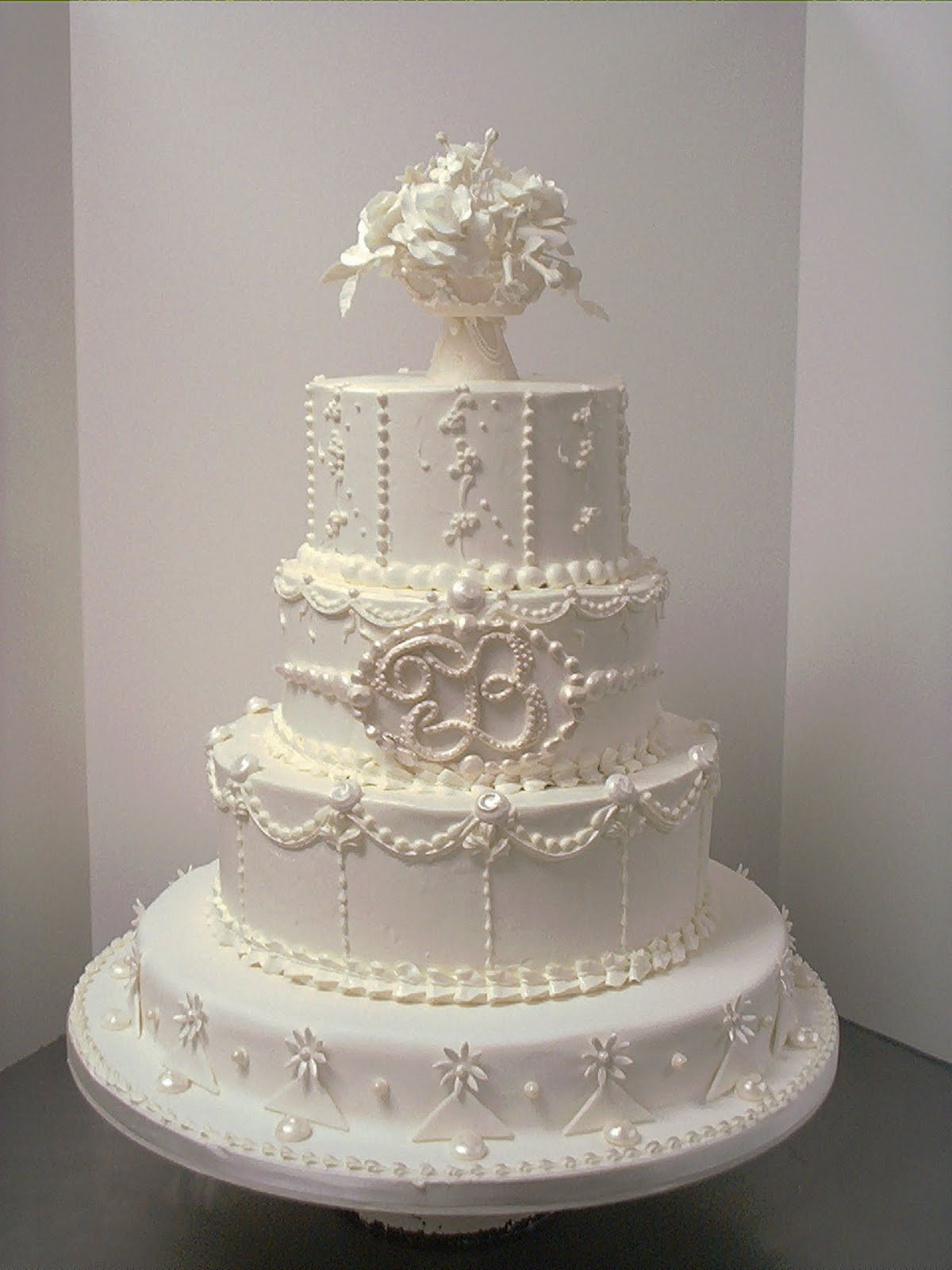 Stunning Wedding Cakes
 Stunning Wedding Cake Cake Idea Red Velvet