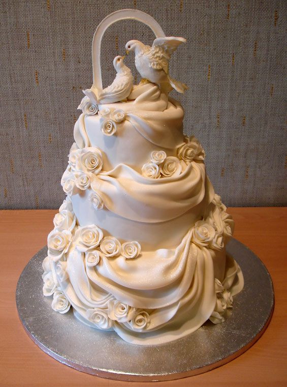 Stunning Wedding Cakes
 The Most Beautiful Wedding Cakes 35 pics
