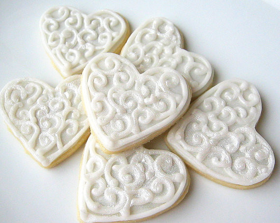 Sugar Cookies Wedding Favors
 Unxia Silver Heart Sugar Cookies Iced Wedding Favor