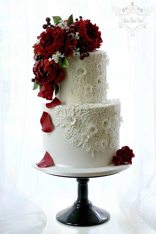 Sugar Flowers For Wedding Cakes
 Wedding Cake Ideas Sugar Flowers Belle The Magazine