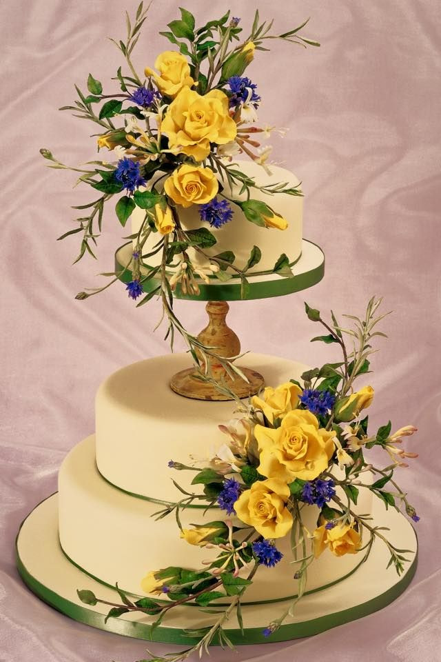 Sugarcraft Flowers For Wedding Cakes
 Alan Dunn Sugarcraft Alan Dunn sugar flowers