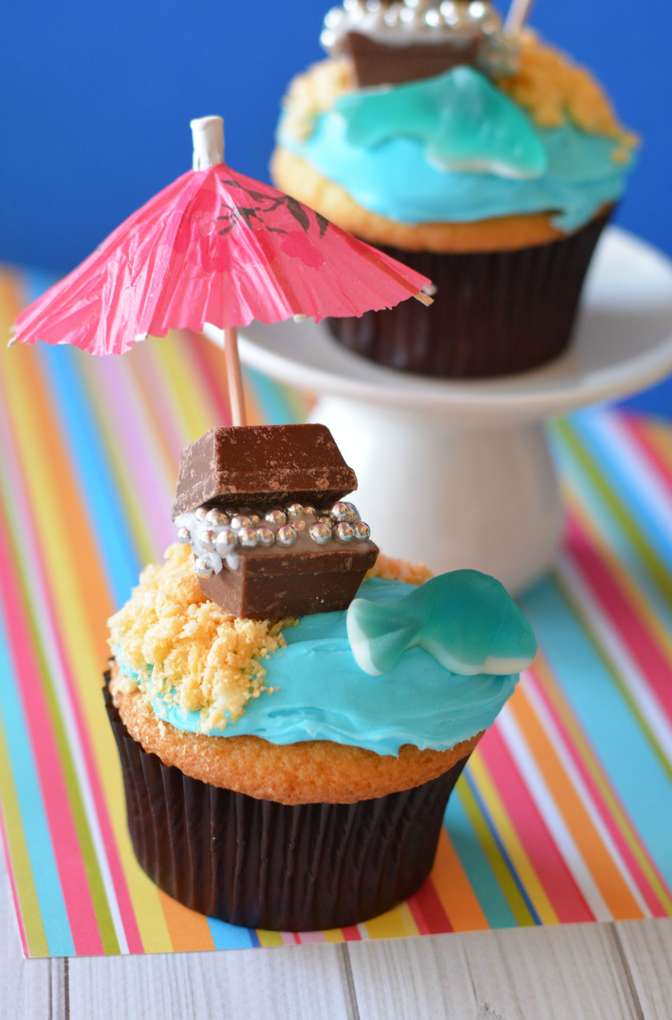 Summer Cupcakes Recipe
 Treasure Chest Beach Cupcakes Recipe Not Quite Susie