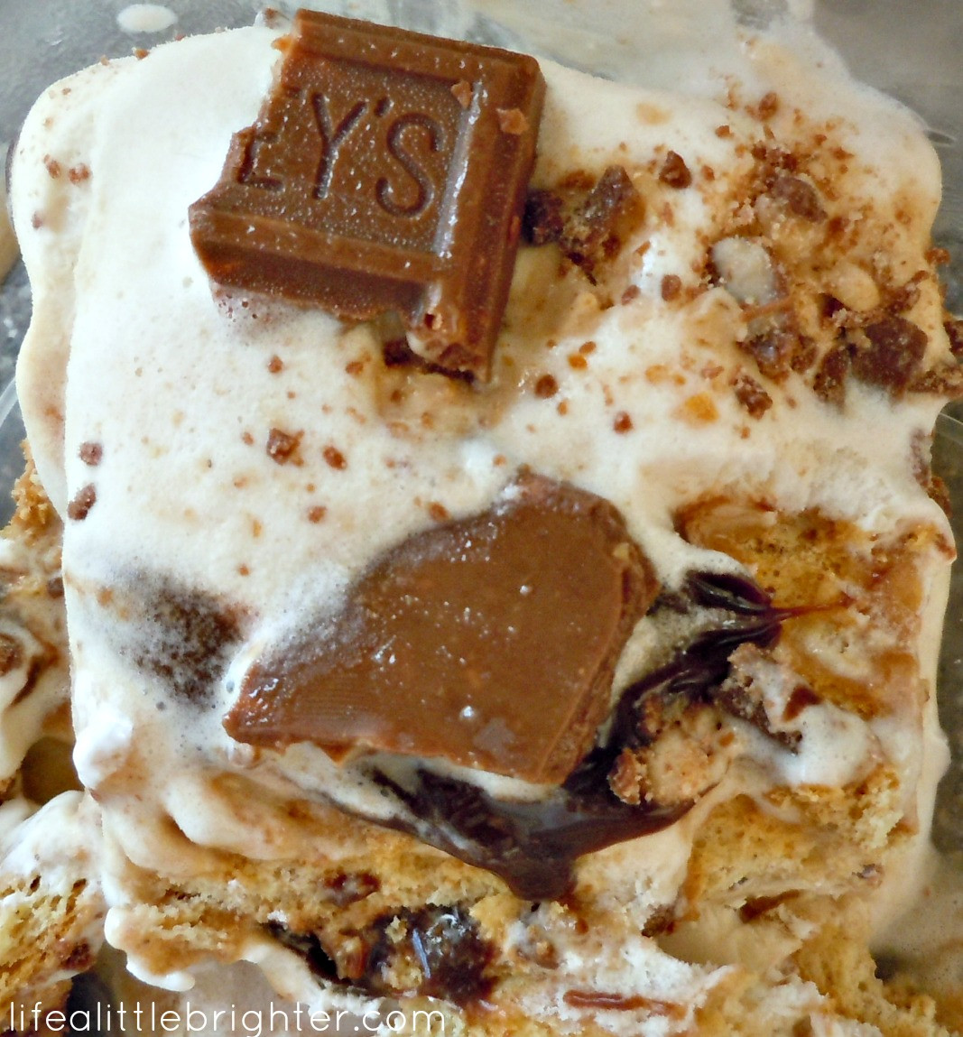 Summer Desserts For A Crowd
 Life A Little Brighter Easy Chocolate Toffee Crunch Ice