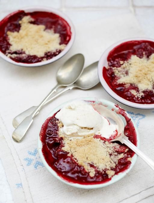 Summer Desserts Jamie Oliver
 Gluten free strawberry & raspberry crumble