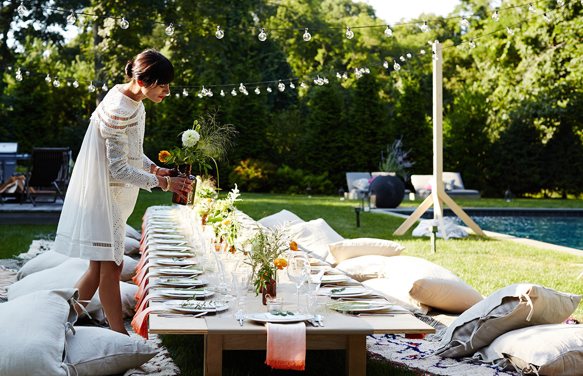 Summer Dinner Parties
 Athena Calderone s Dream Dinner Party Outdoor