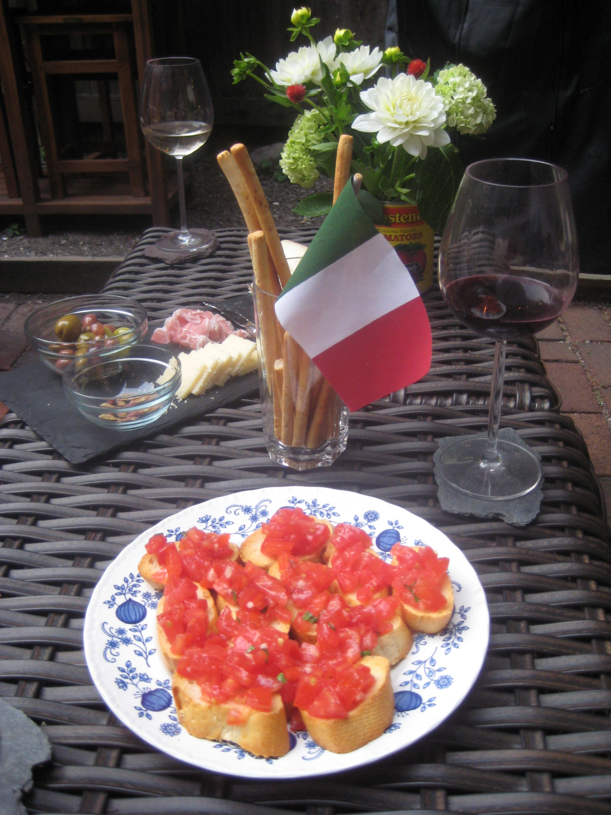 Summer Dinner Parties
 Summer Italian Dinner Party