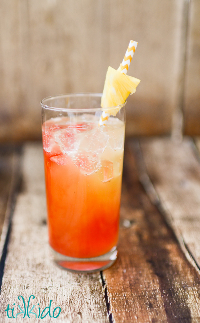 Summer Drinks With Rum
 Pineapple Coconut Malibu Rum Summer Cocktail Recipe