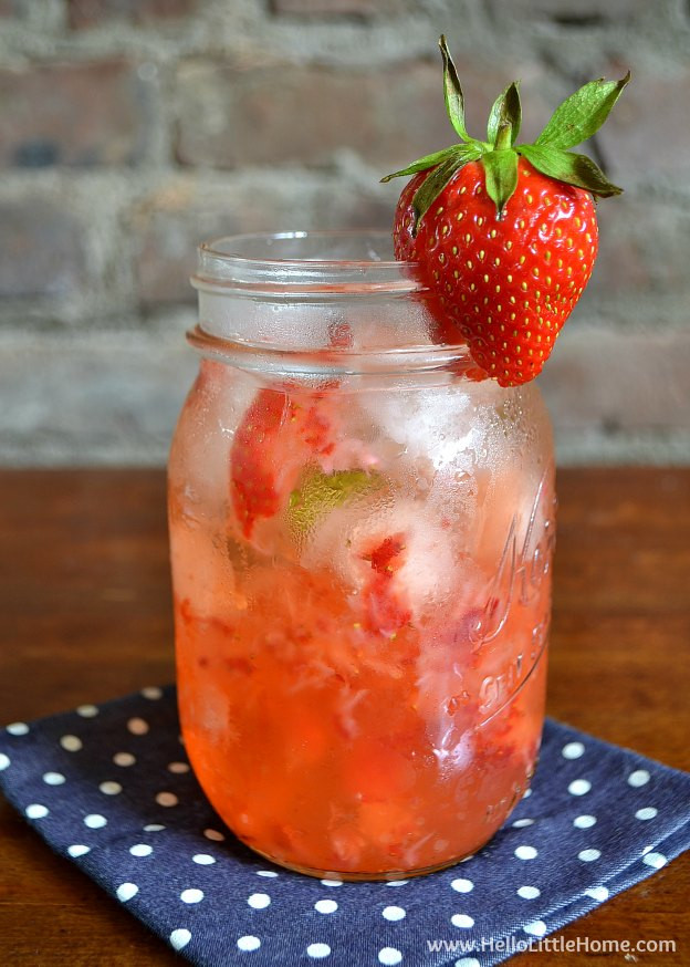 Summer Gin Drinks
 Strawberry Mint Gin and Tonic