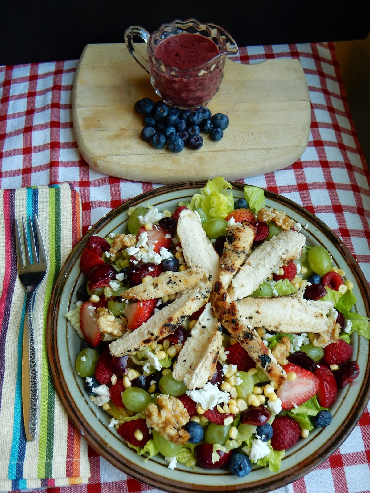 Summer Main Dish Salads
 Kim s County Line Summer Berry Main Dish Salad