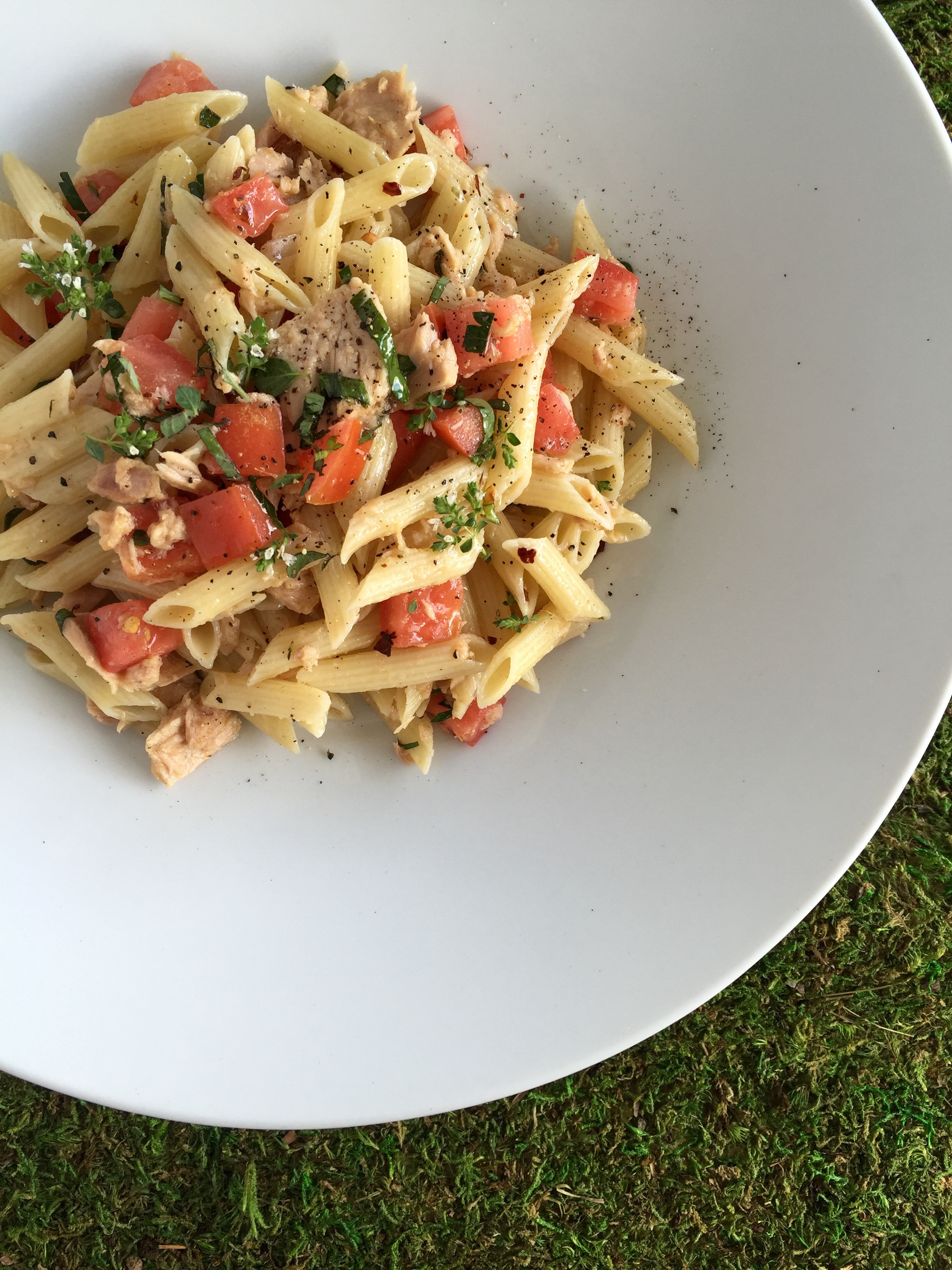 Summer Pasta Dinners
 Easy Dinner Pasta with Italian Tuna & Late Summer