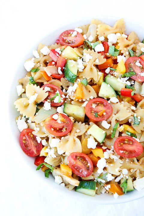 Summer Pasta Salad
 easy pasta salad