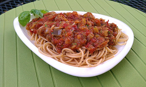 Summer Pasta Sauces
 Slow Cooker Summer Pasta Sauce with Fresh Basil