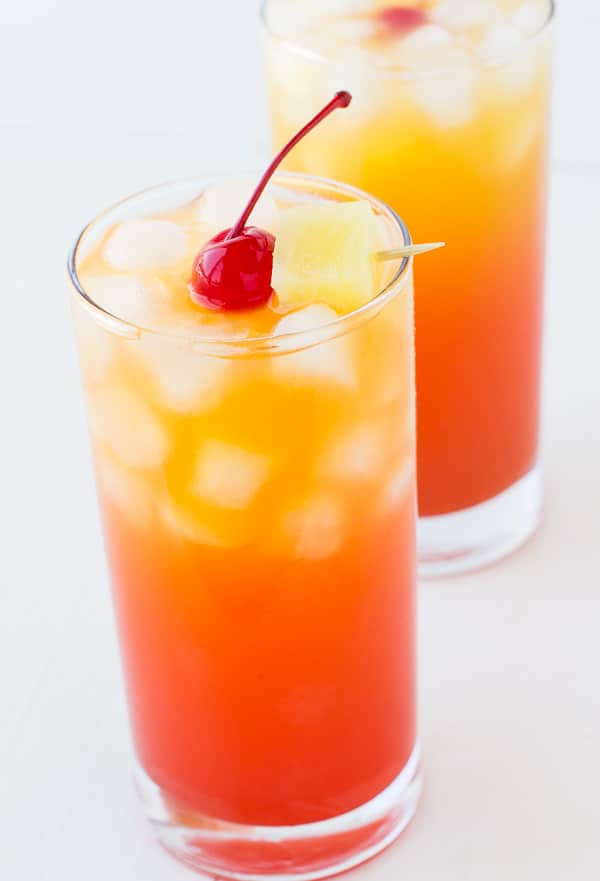 Summer Rum Drinks Easy
 Easy Pineapple Rum Punch
