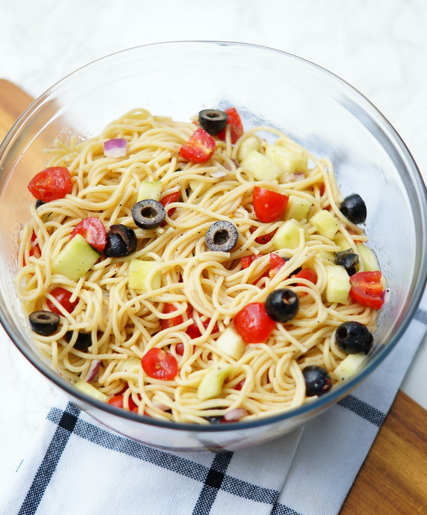 Summer Spaghetti Salad
 Summer Spaghetti Salad with Veggies and Italian Dressing