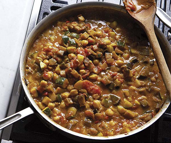 Summer Stew Recipes
 Curried Chickpea and Summer Ve able Stew Recipe