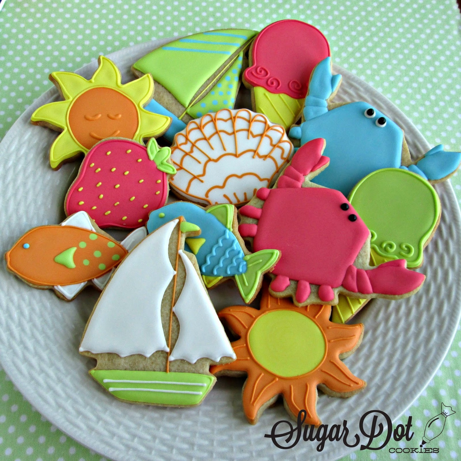 Summer Sugar Cookies the top 20 Ideas About Here S the Table All Set Up Lots Of Cookies and Bagged Icing