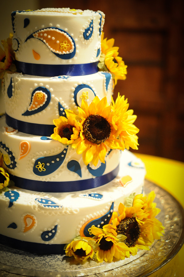 Sunflower Wedding Cakes
 Sunflower Theme Country Wedding Rustic Wedding Chic